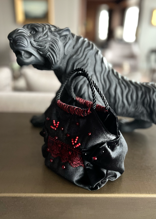 Mini black velvet bag with red detail, handmade in Turkey by Esra Kayıra