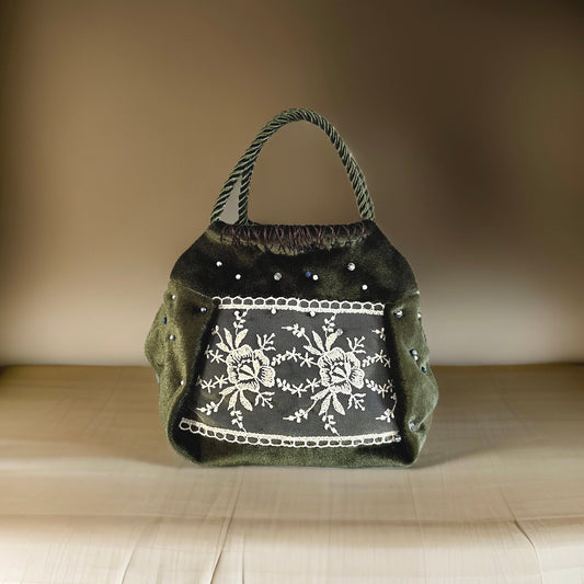 Mini velvet green bag handmade in Turkey by Esra Kayıra