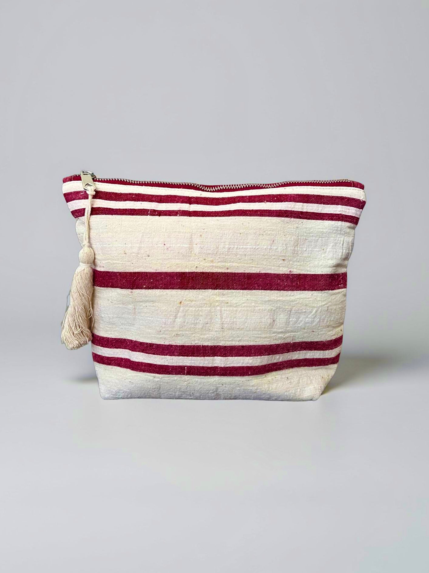 Red, white striped Kandıra fabric clutch handmade in Turkey by Esra Kayıra brand.