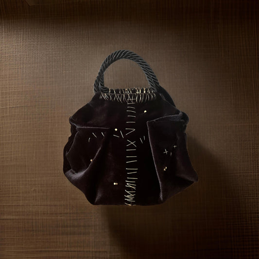 Mini black velvet bag handmade in Turkey by Esra Kayıra
