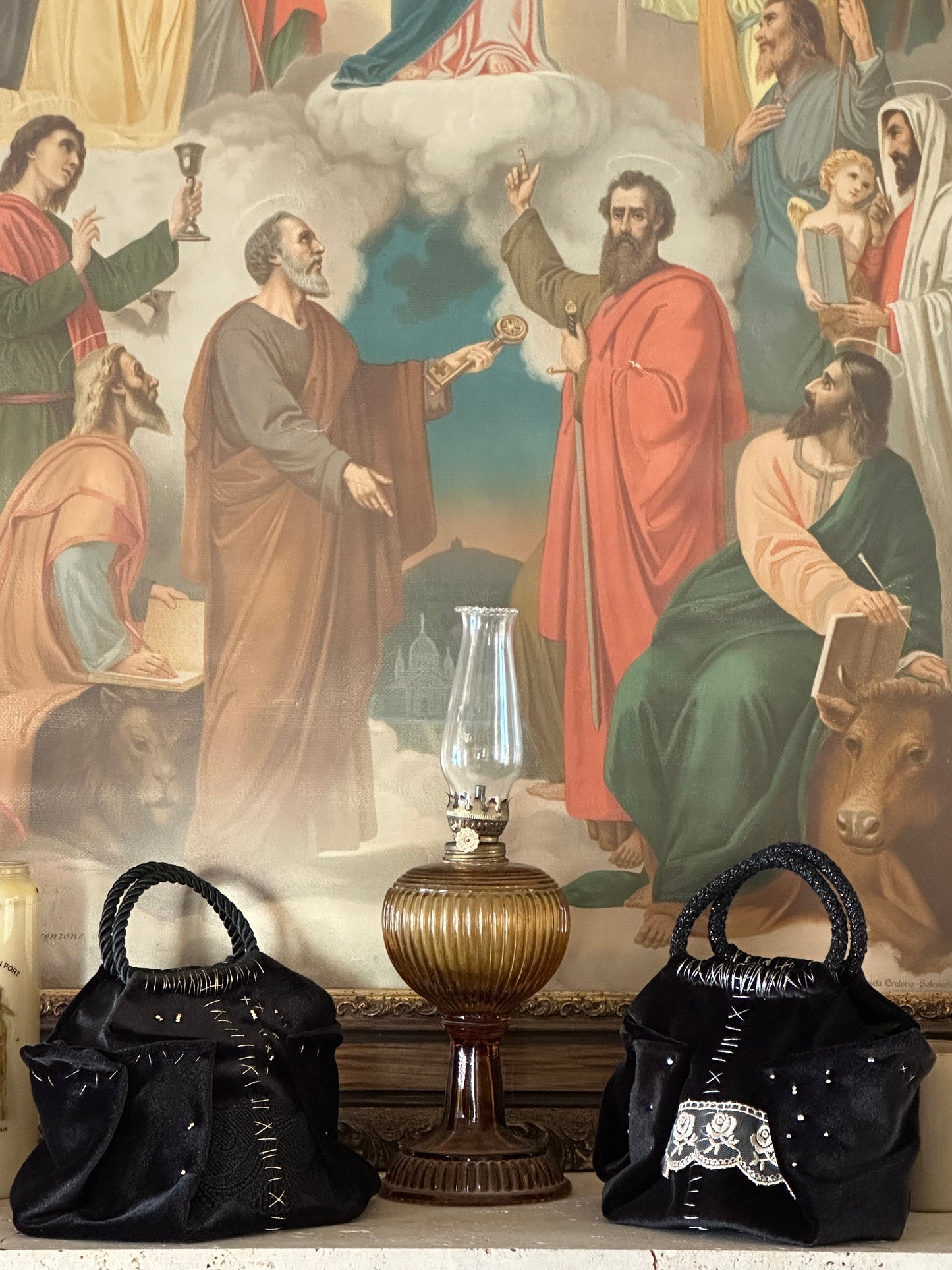 Mini black velvet lace bag handmade in Turkey by Esra Kayıra