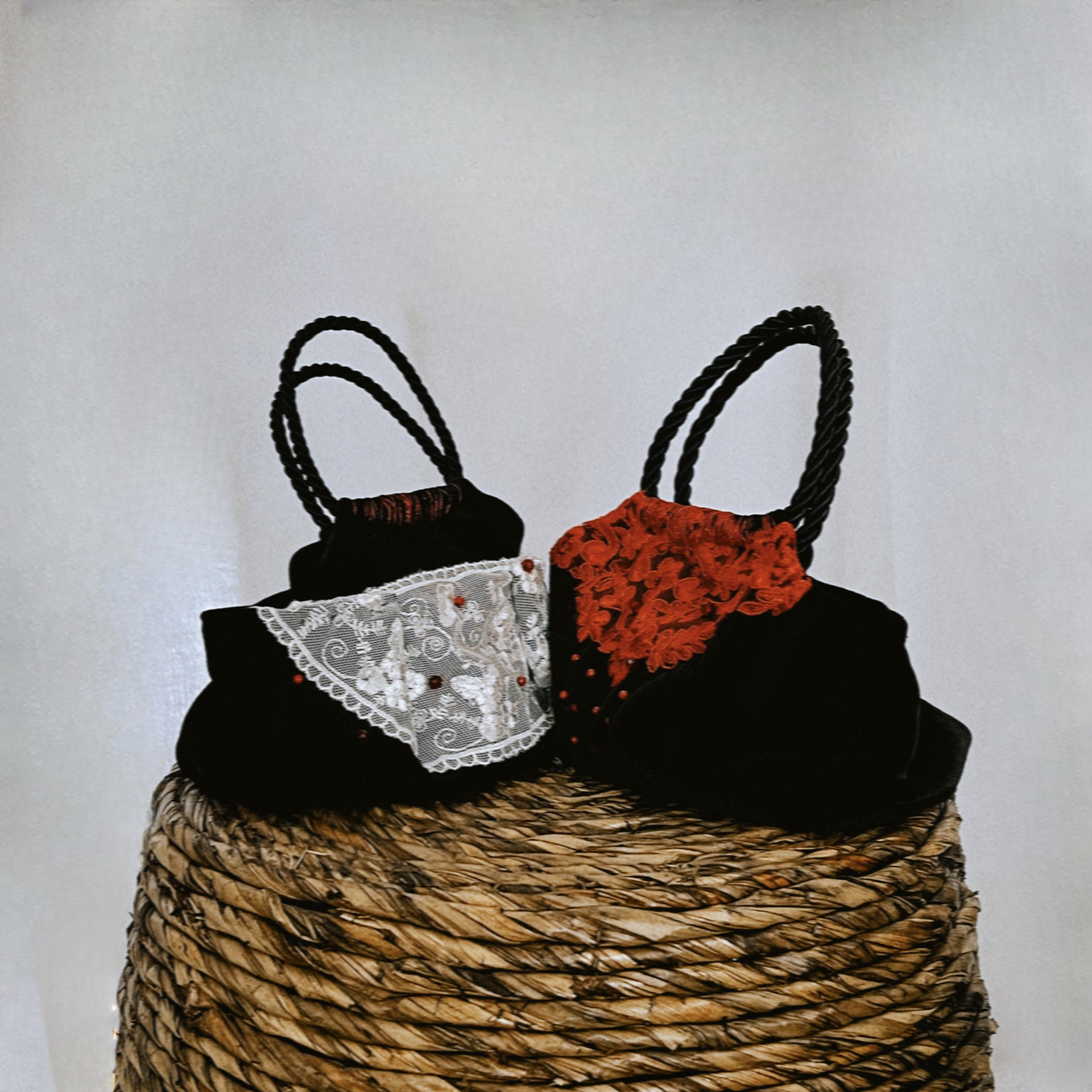 Mini black velvet bag with red lace, handmade in Turkey by Esra Kayıra
