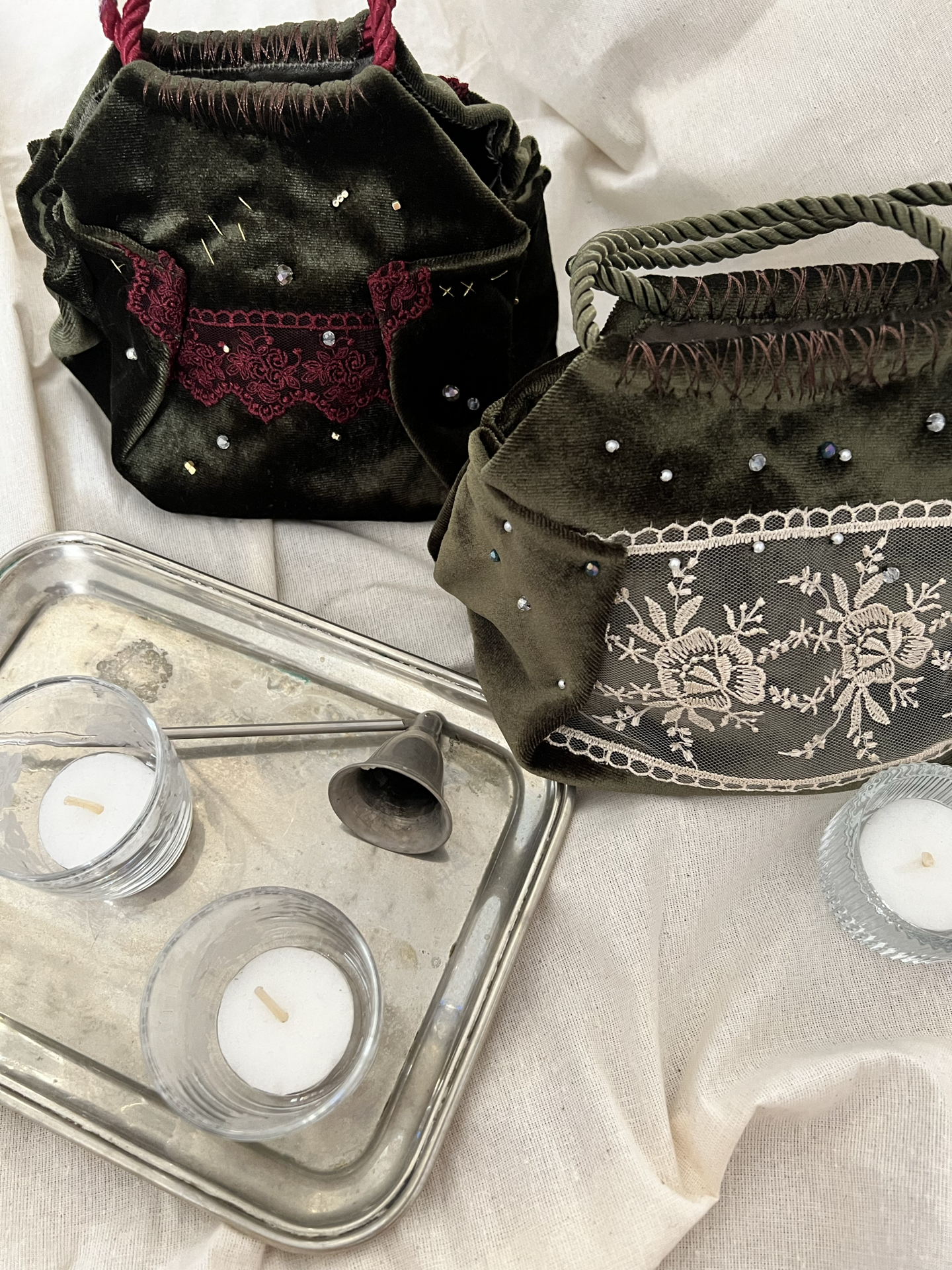 Mini green velvet bag with burgundy lace detail, handmade in Turkey by Esra Kayıra