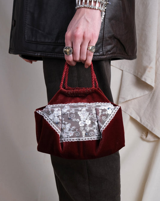 Mini velvet burgundy bag with white lace detail, handmade in Turkey by Esra Kayıra