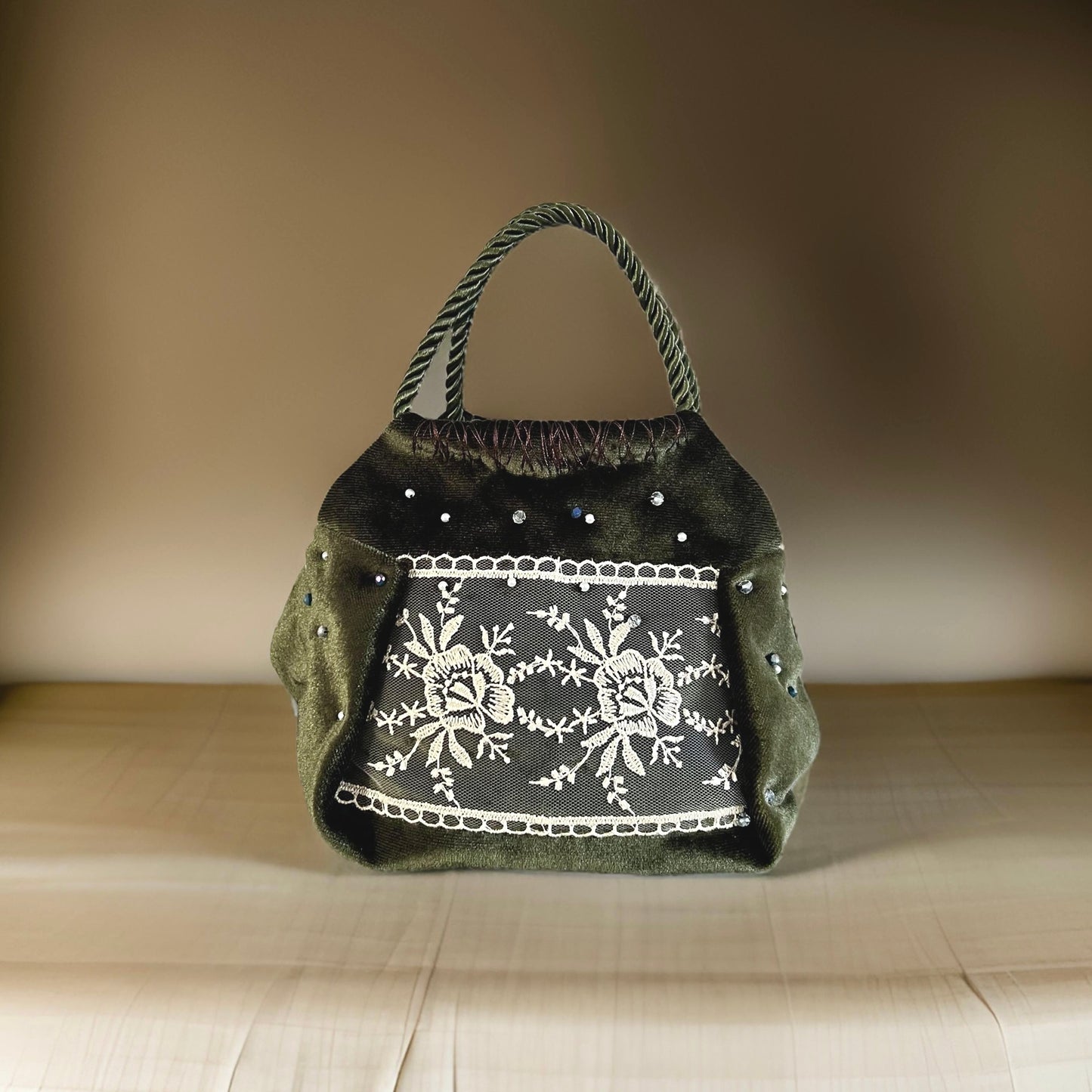 Mini velvet green bag handmade in Turkey by Esra Kayıra